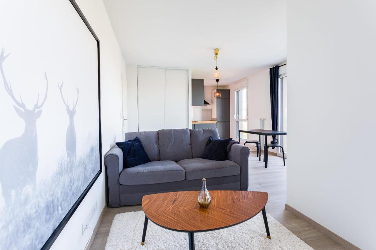 Le Rio, Appartement Avec Terrasse & Parking Rennes Bagian luar foto