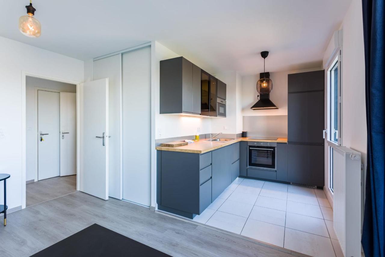 Le Rio, Appartement Avec Terrasse & Parking Rennes Bagian luar foto