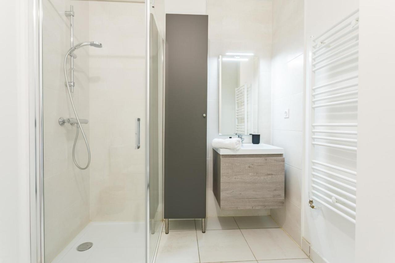 Le Rio, Appartement Avec Terrasse & Parking Rennes Bagian luar foto