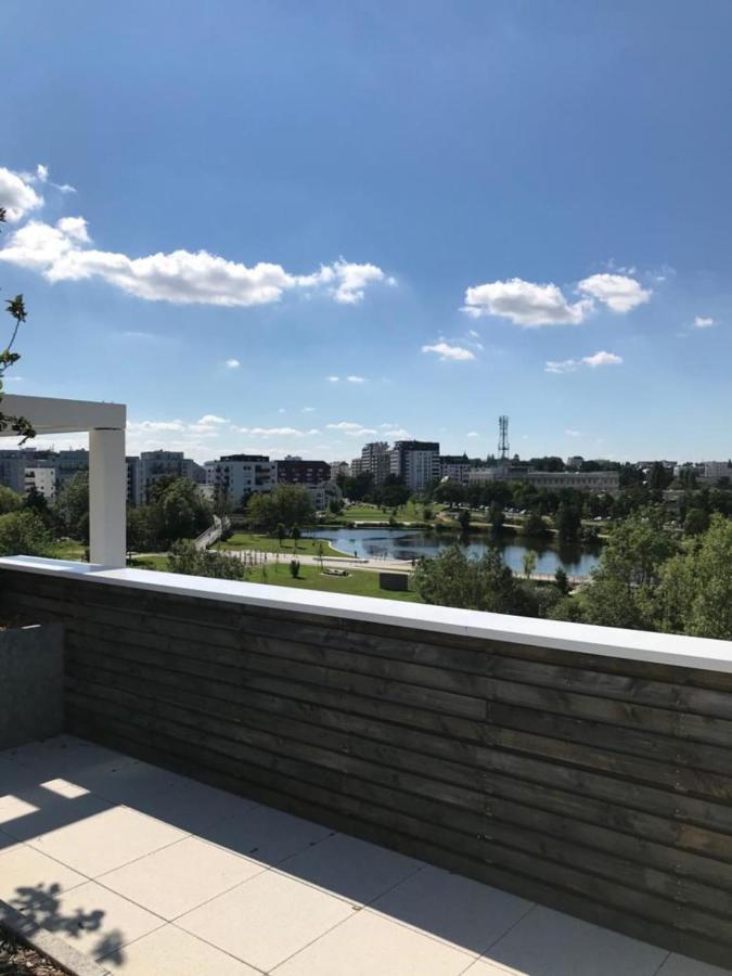 Le Rio, Appartement Avec Terrasse & Parking Rennes Bagian luar foto