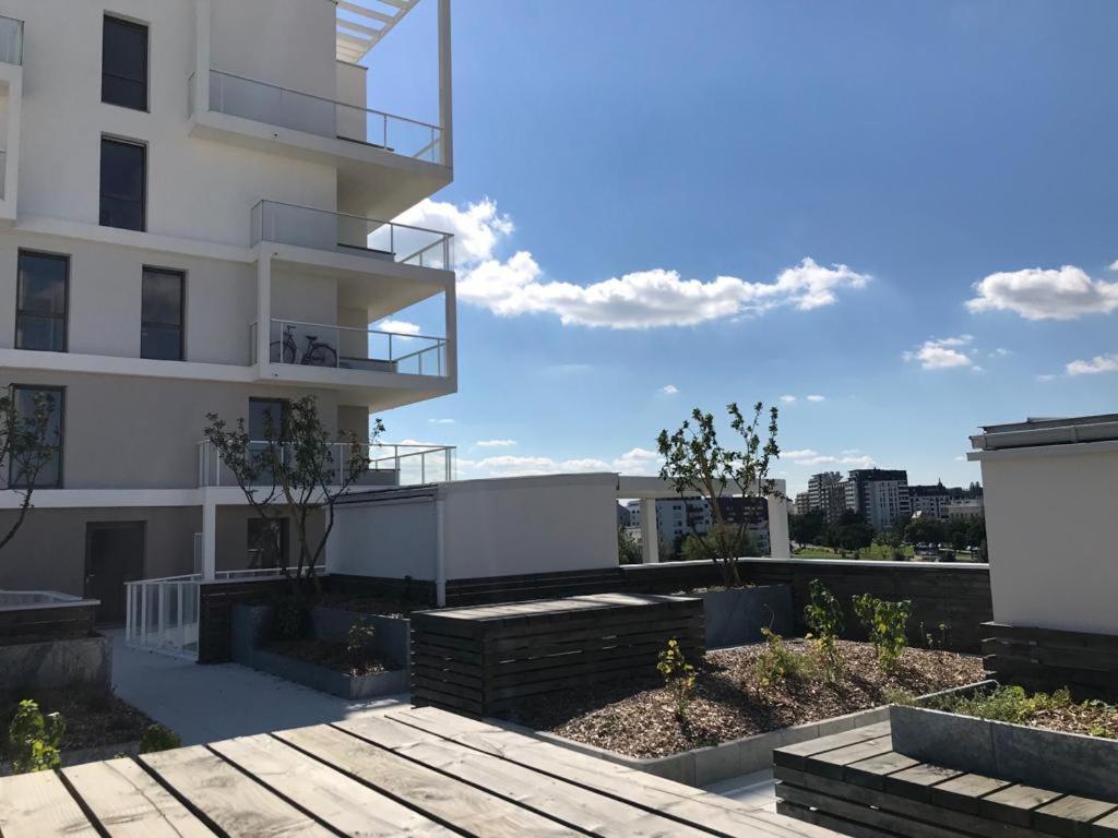 Le Rio, Appartement Avec Terrasse & Parking Rennes Bagian luar foto