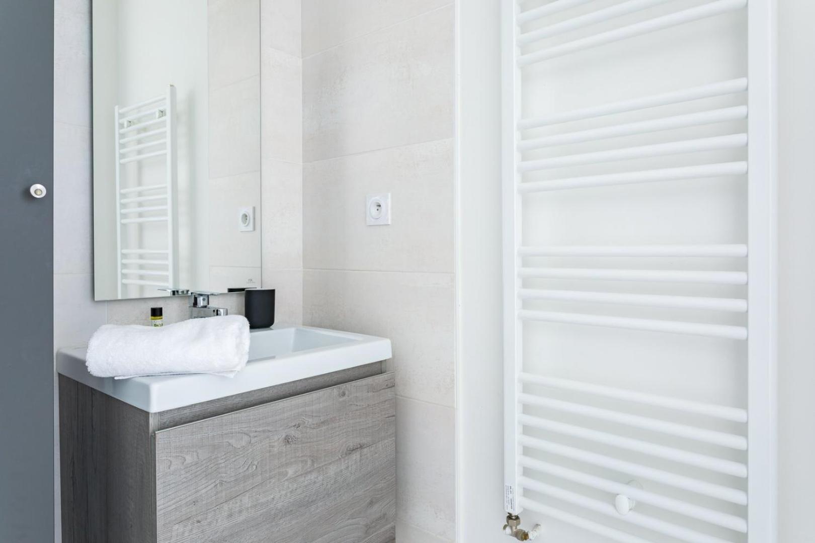 Le Rio, Appartement Avec Terrasse & Parking Rennes Bagian luar foto